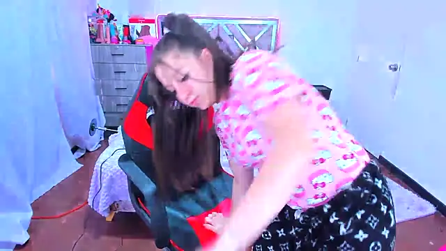 Luna_Analya's cam snapshot