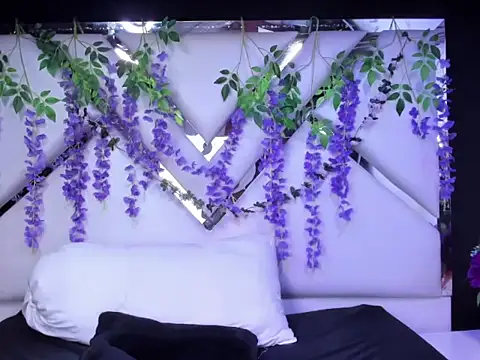 liinzy_rouse69's cam snapshot