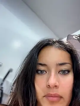 Risky_Workouts live sex cam