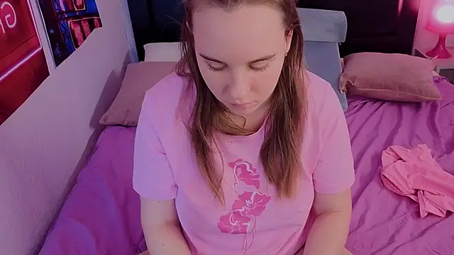 Lika_0ne's cam snapshot