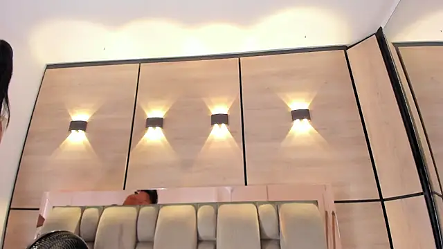 karol_lewiss's cam snapshot