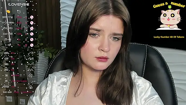 LanaTreades's cam snapshot