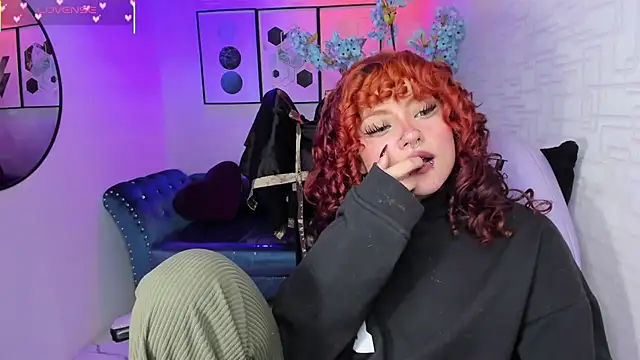 Theia_moon's cam snapshot