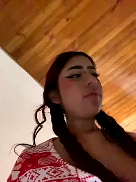 Violet_carson's cam snapshot