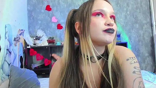 _provocatemur's cam snapshot