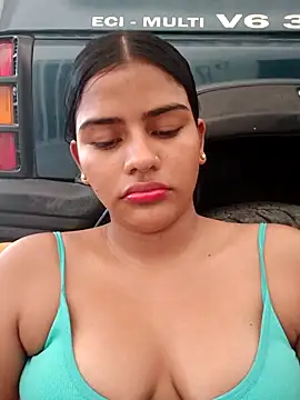 virgin_cunt's cam snapshot