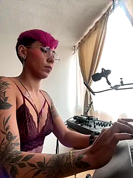 MiaMorgan_'s cam snapshot