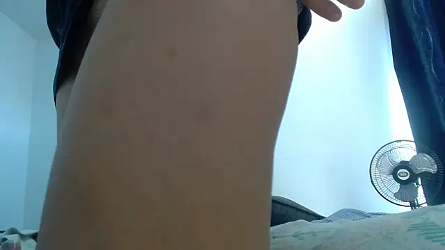 nicolle_milf1978's cam snapshot