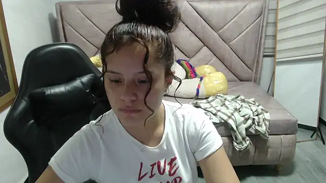 Velvet_Moon_V's cam snapshot