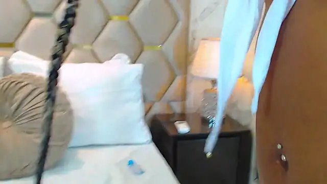 SienaVoss's cam snapshot