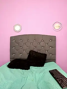 samanthaa_00's cam snapshot