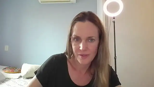 Annylove1's cam snapshot