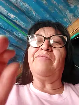 clarita_01's cam snapshot