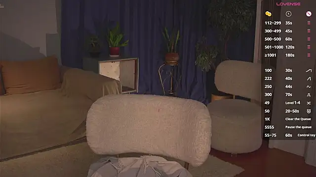 its_me_lissa_'s cam snapshot