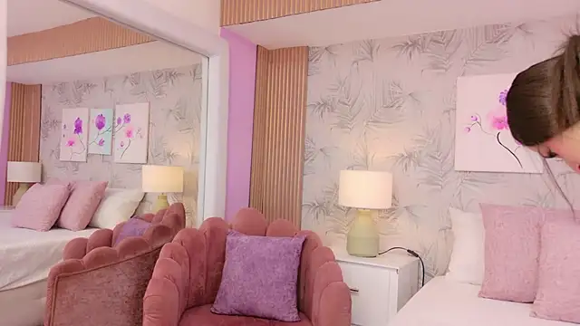 MarilynWild's cam snapshot