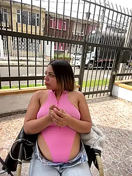 Ada_Pink's cam snapshot