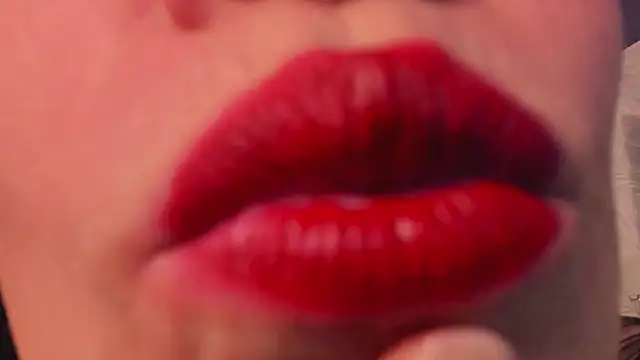 helen_larkin's cam snapshot