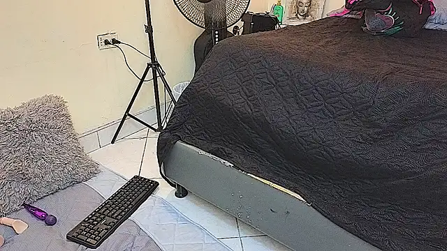 Lily_Sanderss's cam snapshot