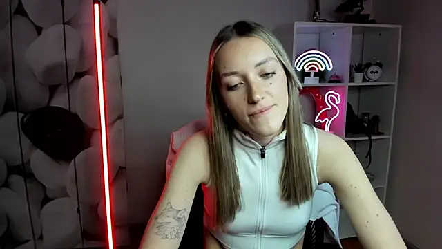 EvelynBlond's cam snapshot