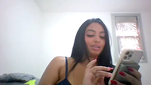 Nandinha777 live sex cam