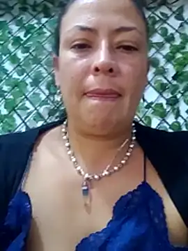 amatista_3012's cam snapshot