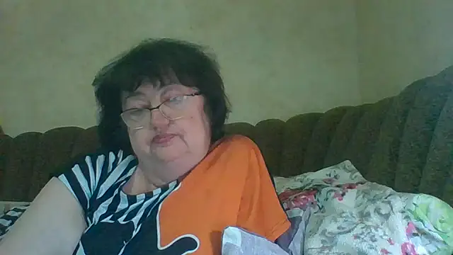 MilaSky5303's cam snapshot