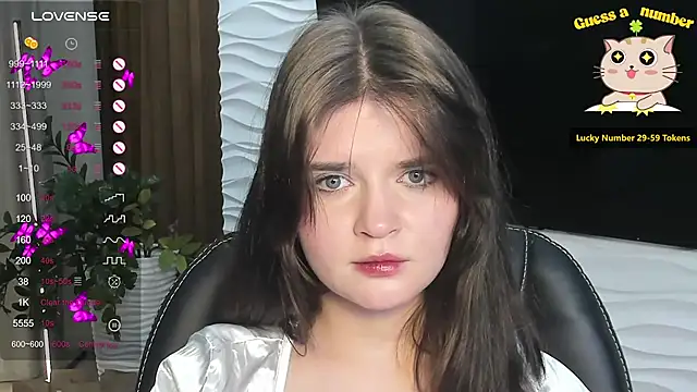 LanaTreades's cam snapshot