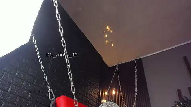 annie_barozzi's cam snapshot