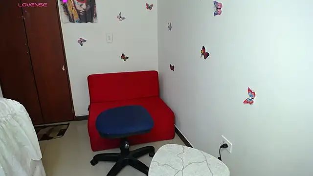 sexylatina001's cam snapshot