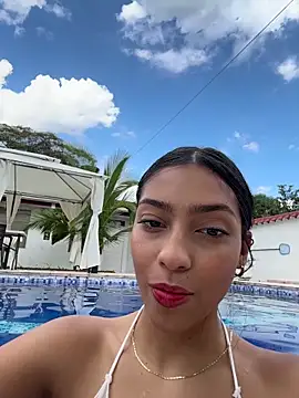 Ema_azel live sex cam