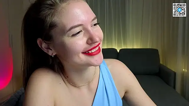 TesssaHart's cam snapshot