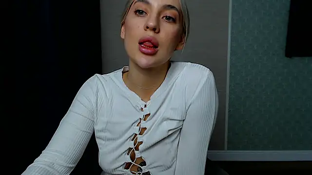 hot-sasha9's cam snapshot