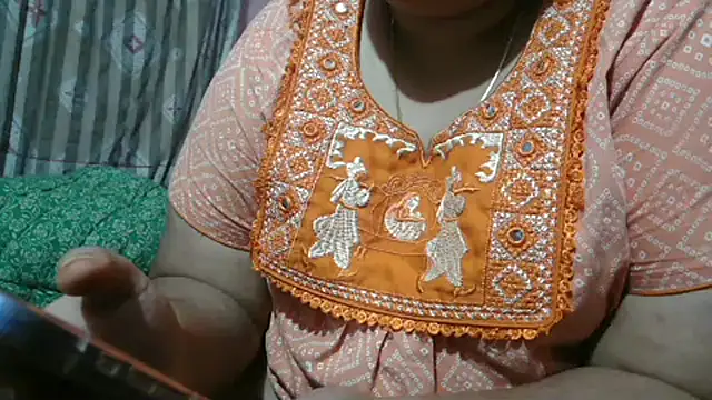 lesbianpussylickerr's cam snapshot