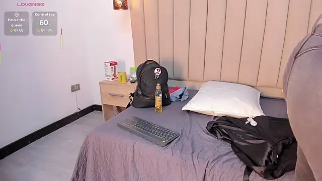 Afrodita_de_amor's cam snapshot