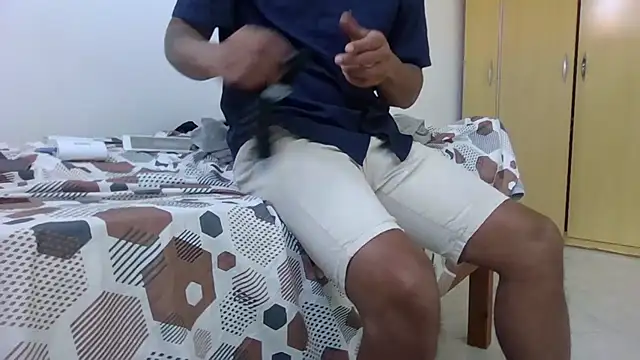 JUNINHOLEKEJR's cam snapshot