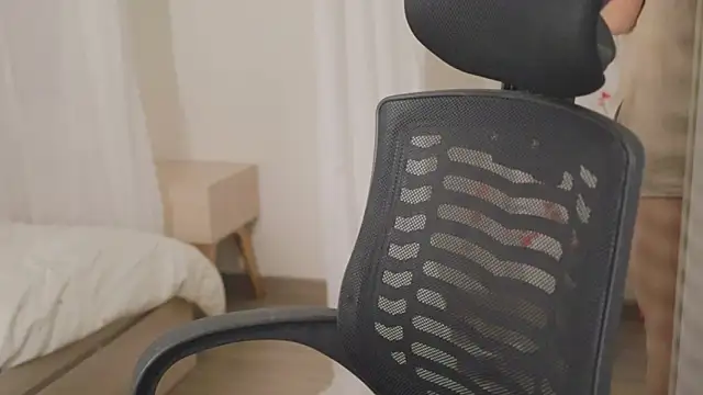 SpiderIily live sex cam