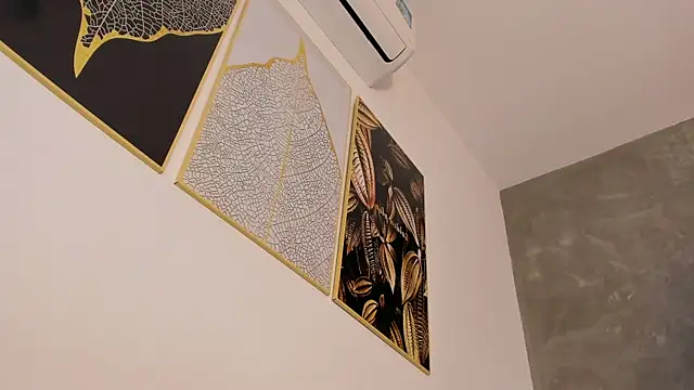 dylan_cross_ live sex cam