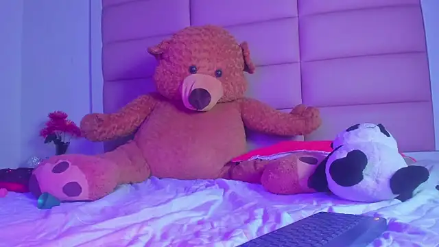 Kattaleyaa_'s cam snapshot