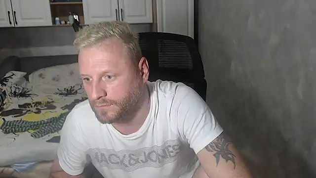 ALEX_BEAUTY2025's cam snapshot