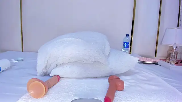 paola_rodriguez's cam snapshot