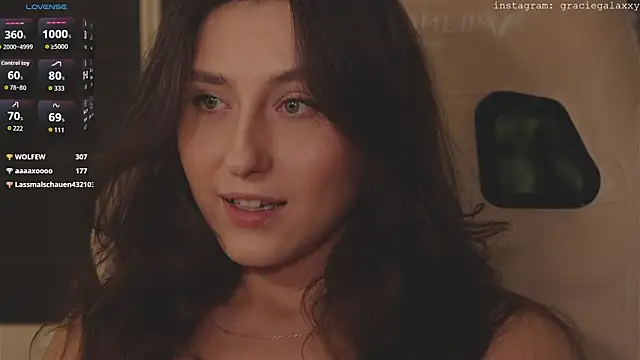 GracieGalaxy's cam snapshot