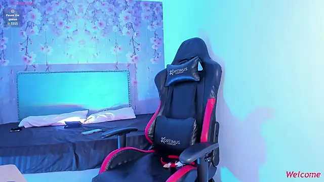 Anthonela_art's cam snapshot