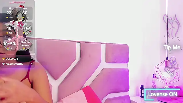 sweete_coraline9's cam snapshot