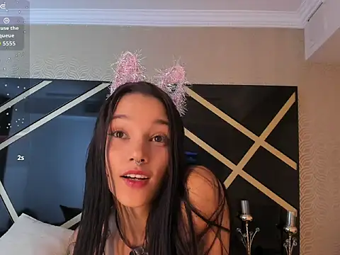 loraineblake's cam snapshot