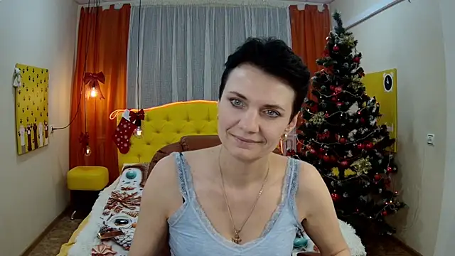 AvaSaturnian's cam snapshot