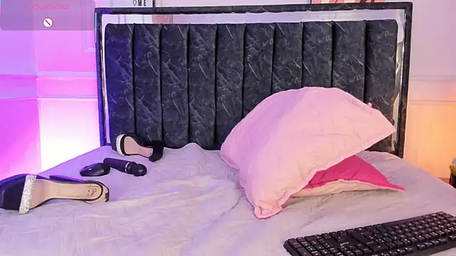 SwettRenata_ live sex cam