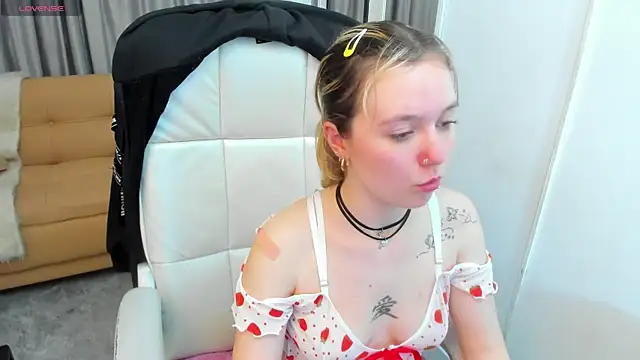 Lucia_Copper's cam snapshot