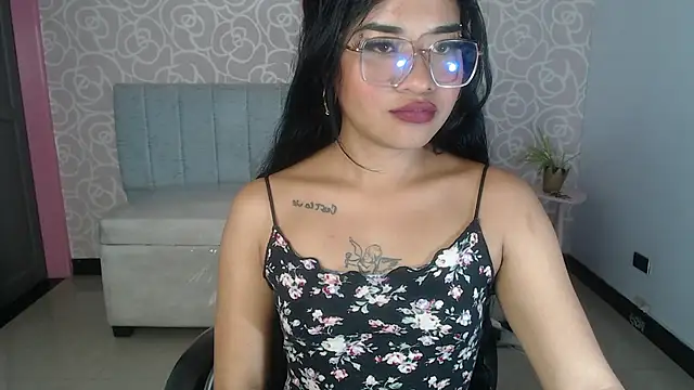 Scarlett_fox_ch's cam snapshot