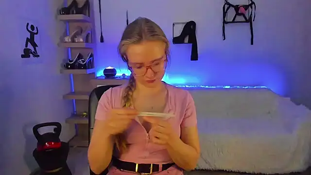 NancyHottie's cam snapshot