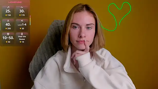 Fiona_Night's cam snapshot